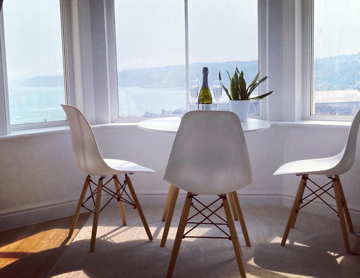 Seascape Scarborough Stunning Seaview Holiday Home Apartment Esterno foto